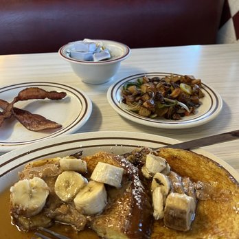 Mattie's Diner - Hunka Hunka Burnin Toast, Bacon and Home fries potatoes. - Diners Near Me - Charlotte, North Carolina Mattie's Diner - Hunka Hunka Burnin Toast, Bacon and Home fries potatoes. - Diners Near Me - Charlotte, North Carolina