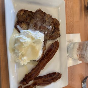 Crossroads Diner - French toast - Breakfast & Brunch Near Me - Plano, Texas