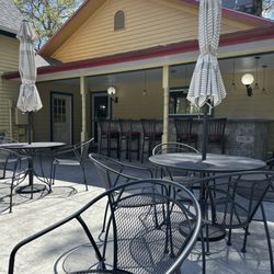 Tequila Grill - Outdoor patio