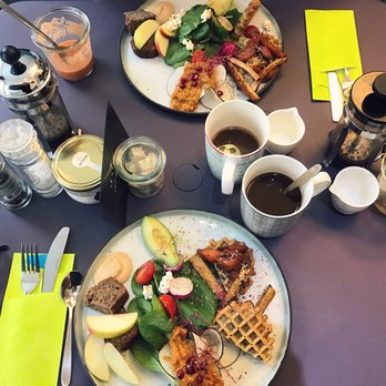 Fourchette à Bicyclette - Fourchette à Bicyclette c'est un Brunch végétalien, gluten-free, lactose-free et gaufre friendly à Bruxelles!! http://choupetamarie.com/…/fo - Vegetarian Near Me - Ixelles, BRU