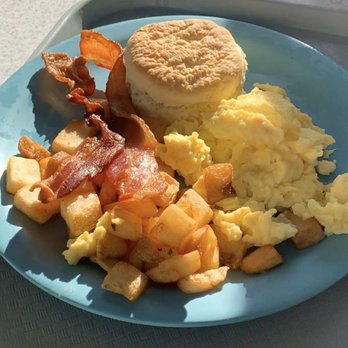 Flo's V8 Cafe - American Breakfast - Cafes Near Me - Anaheim, California Flo's V8 Cafe - American Breakfast - Cafes Near Me - Anaheim, California