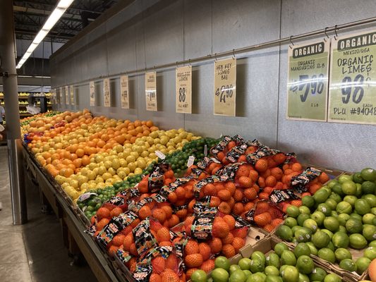 Central Market by null