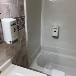 Holiday Lodge - Matching soap dispensers!