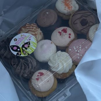 Misha's Cupcakes - Bakeries Near Me - Miami, Florida Misha's Cupcakes - Bakeries Near Me - Miami, Florida