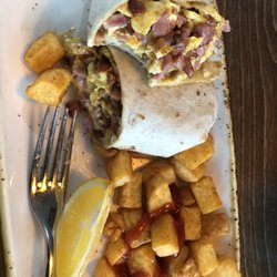 Highland Restaurant - Ham and cheese breakfast wrap