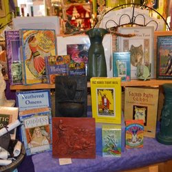 Herbs from the Labyrinth - Tarot and Oracles