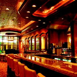 Paramount Cocktails & Food
