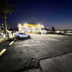 Valley Market & Liquor