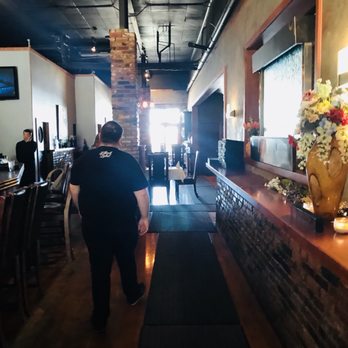 Elizabeth's Chop House - Steakhouses Near Me - Marquette, Michigan