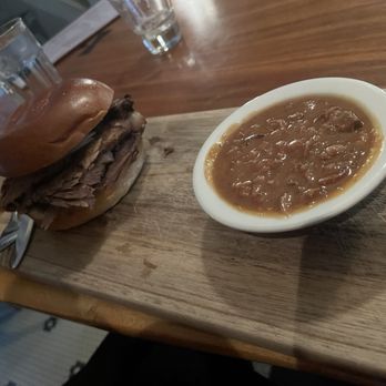 Smoky Rock Barbeque - Brisket sandwich and baked beans. - Barbeque Near Me - Rhinebeck, New York Smoky Rock Barbeque - Brisket sandwich and baked beans. - Barbeque Near Me - Rhinebeck, New York