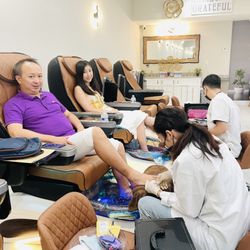 Ipop Central - We both did our mani. My husband said he never saw his toe nails so clean before! lol!