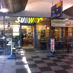 Subway - Subway im Bahnhof Spandau