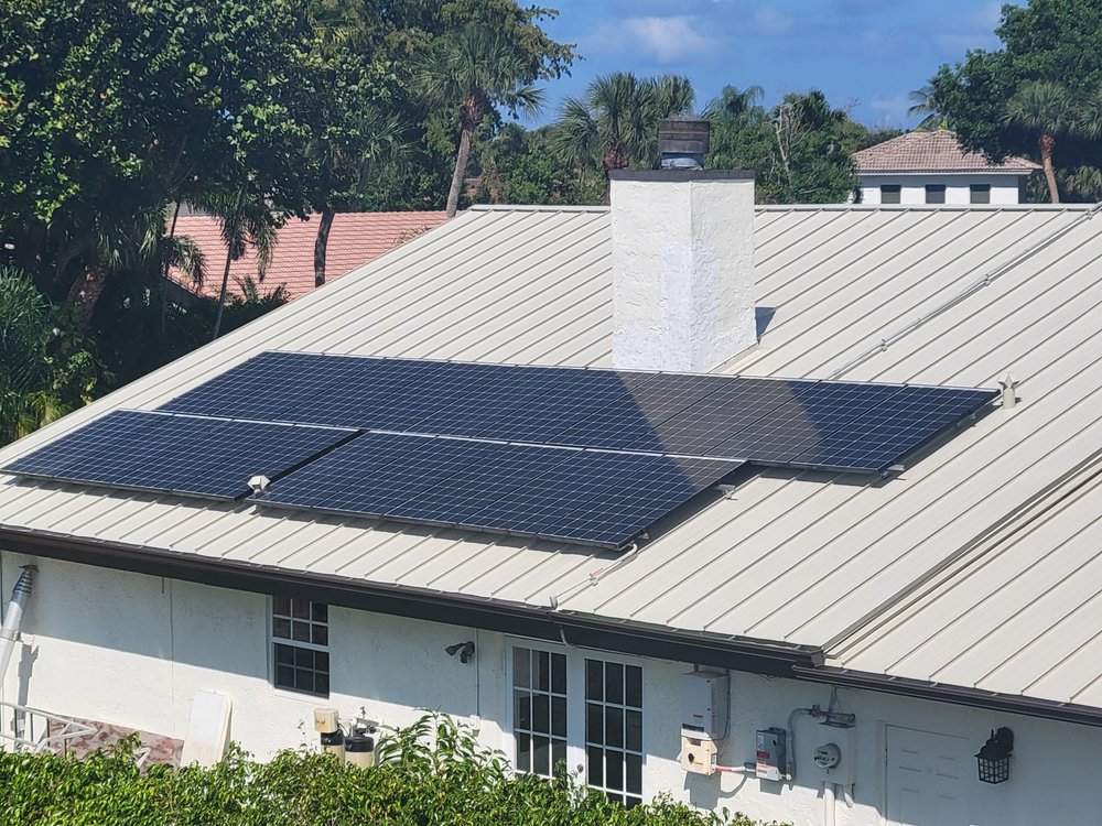 Slide of Gomez Roofing