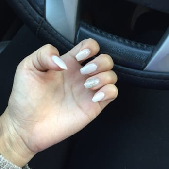 Holly Nails Spa - Wonderful acrylic work with gel and regular pedicure $42 thanks to vi - Nail Salons Near Me - Temple City, California