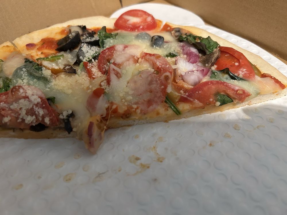Amore Pizzeria Logo