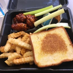 Spicy bbq wings and things