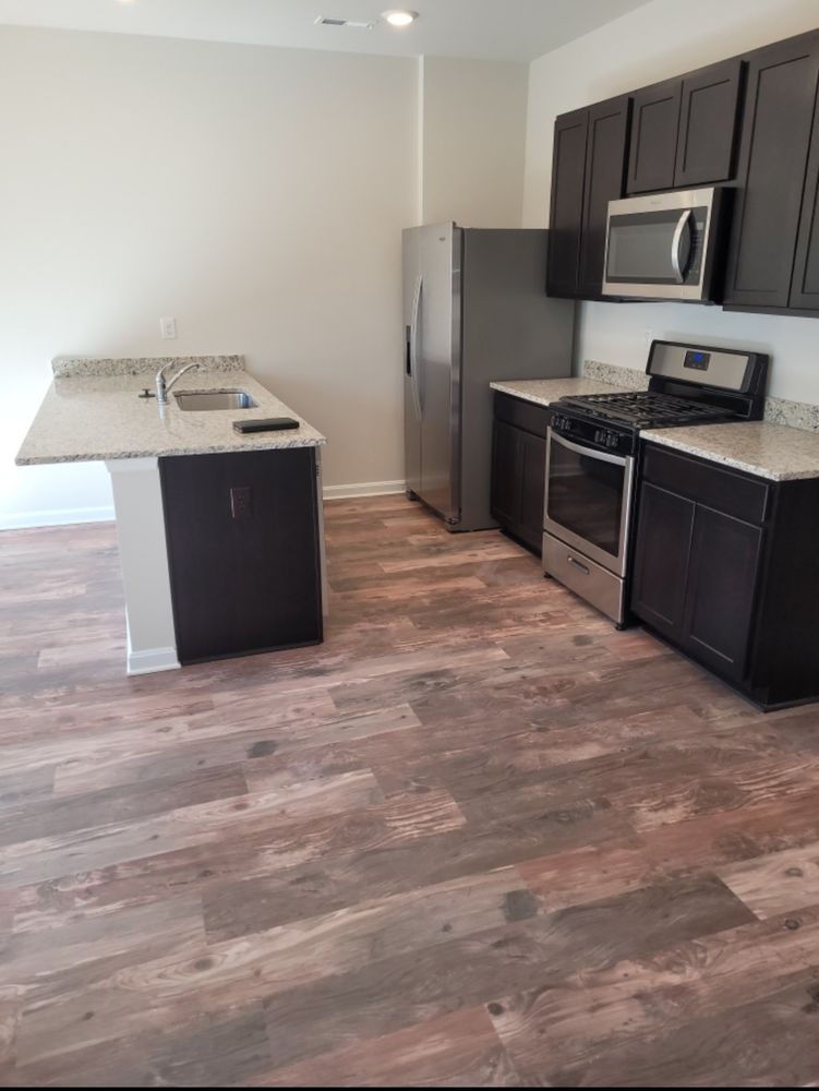 Slide of Elite Construction