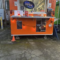 Souk Pho and Boba Tea - Location of food cart