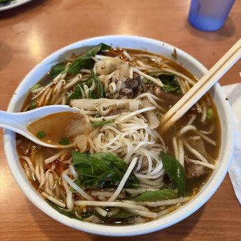 Pho City - #1 medium with fixings - Vietnamese Near Me - Sacramento, California Pho City - #1 medium with fixings - Vietnamese Near Me - Sacramento, California