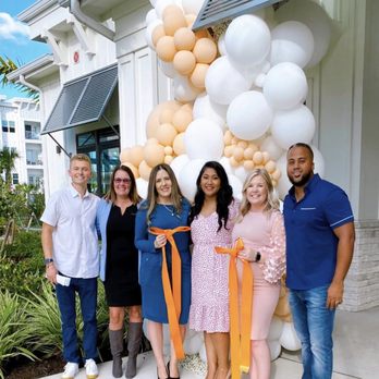 Bubbly & Company - Balloon Services Near Me Bubbly & Company - Balloon Services Near Me
