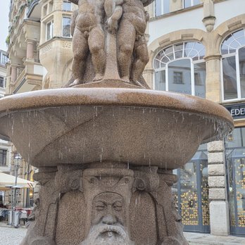 Lipsia-Brunnen - Local Flavor Near Me - Leipzig, SN