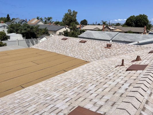Roofing replacement and repair. - Roofing with high-quality materials and installation with meticulous attention to detail. Roofing replacement and repair. - Roofing with high-quality materials and installation with meticulous attention to detail.