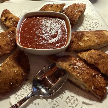 Brooklyn Bridge Italian Restaurant - Fried ravioli meat and cheese - Italian Near Me - Memphis, Tennessee Brooklyn Bridge Italian Restaurant - Fried ravioli meat and cheese - Italian Near Me - Memphis, Tennessee