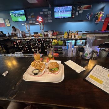 Rocko's Dive Bar & Texas Kitchen - Bar & Great Food - Dive Bars Near Me - Pearland, Texas