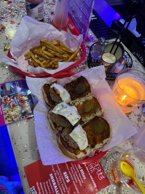 NOLASIPS Snobar & Bistro by null