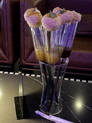 Lush Café by null