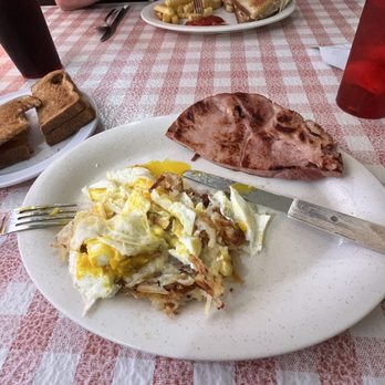 Art’s Diner - Breakfast: two eggs over hash browns with ham. - Breakfast & Brunch Near Me - Homosassa, Florida