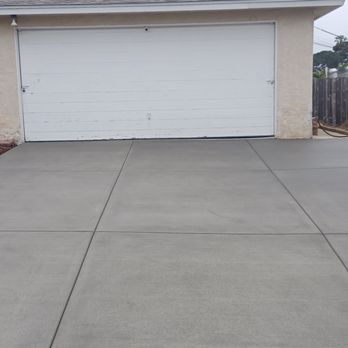 Green San Diego Landscape - Completed driveway. - Landscaping Near Me Green San Diego Landscape - Completed driveway. - Landscaping Near Me