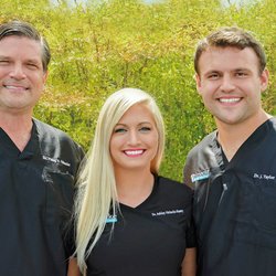 Heinecke Family Dentistry - Dr.'s Philip Heinecke, Ashley Massey, and Taylor Massey