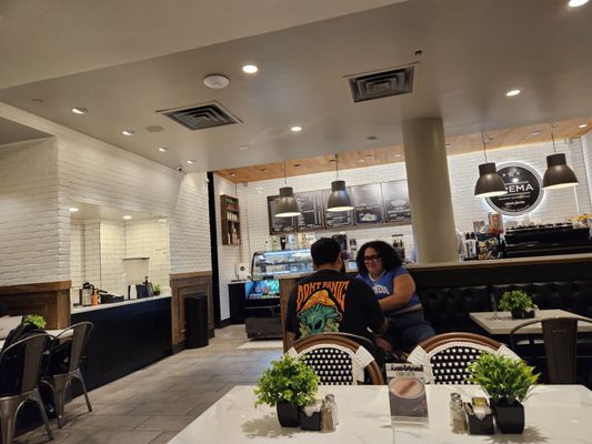 Crema Gourmet by null