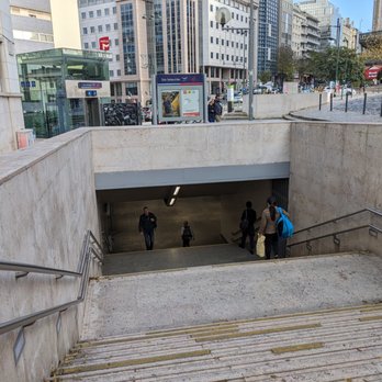 Metro São Sebastião - Metro São Sebastião, Lisboa - Train Stations Near Me - Lisbon, 11