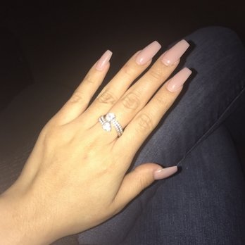 Crystal's Nails & Spa - Nail Salons Near Me - Lakeside, California