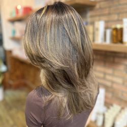 Fulham Salon - Wellesley
