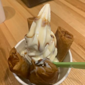Binki Cafe - Winston Salem - Banana turon - Bubble Tea Near Me - Winston-Salem, North Carolina
