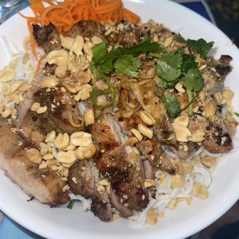 Tiny Saigon - bun ga nuong - Vietnamese Near Me - Corona, California Tiny Saigon - bun ga nuong - Vietnamese Near Me - Corona, California