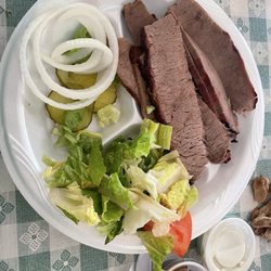 Vernon's Kuntry Bar-B-Que - Dried steamed brisket and old salad.  Not recommended.