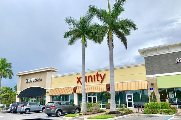 XFINITY STORE BY COMCAST - Updated January 2026 - 40 Reviews - 1617 US ...