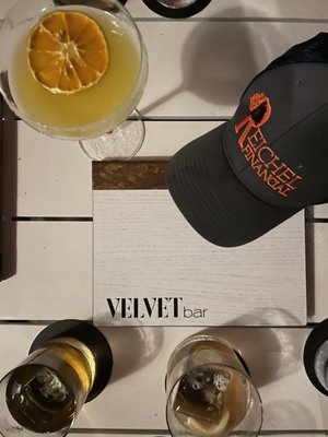Velvet Bar by null