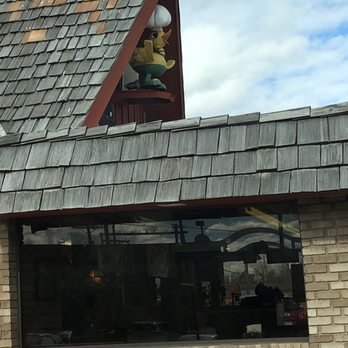 Waylan's Ku-Ku Burger - Kuku bird on the outside - Burgers Near Me - Miami, Oklahoma Waylan's Ku-Ku Burger - Kuku bird on the outside - Burgers Near Me - Miami, Oklahoma