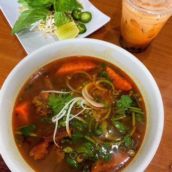 iPho Noodle House - Beef stew with rice noodles - Vietnamese Near Me - Lake Mary, Florida iPho Noodle House - Beef stew with rice noodles - Vietnamese Near Me - Lake Mary, Florida