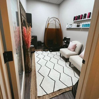 GloBody - GloBody Studio - Spray Tanning Near Me - Alpharetta, Georgia