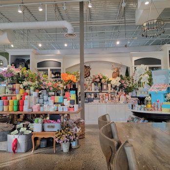 A Tavola - Shop - Cafes Near Me - Boise, Idaho