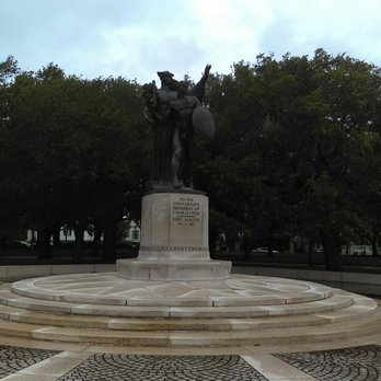 White Point Garden - Statue - Parks Near Me - Charleston, South Carolina White Point Garden - Statue - Parks Near Me - Charleston, South Carolina