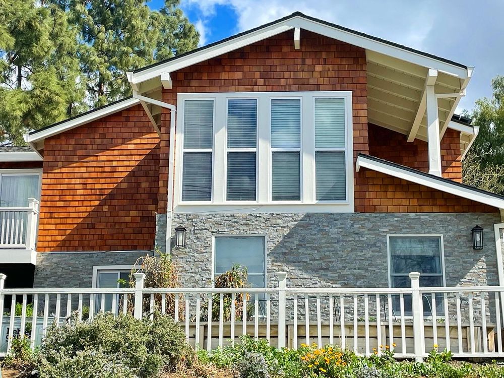 Slide of V Mendoza Roofing