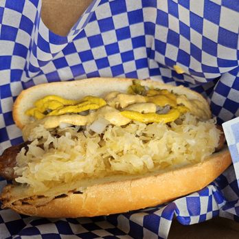 München Haus - Big Boy Bratwurst with saukrekaraut, sweet relish, onions and all kinds of sauces! - German Near Me - Leavenworth, Washington München Haus - Big Boy Bratwurst with saukrekaraut, sweet relish, onions and all kinds of sauces! - German Near Me - Leavenworth, Washington