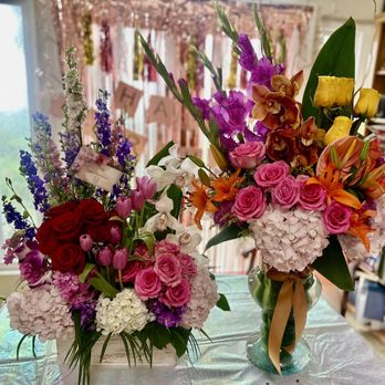 Valley Florist - Florists Near Me - Santa Fe Springs, California